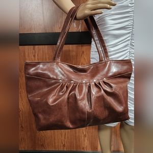 CRYSTALYN KAE VEGAN LEATHER large shoulder tote